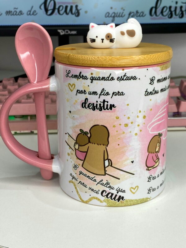 Arte Caneca Era Mão de Deus - Arquivo Digital - Imagem 4