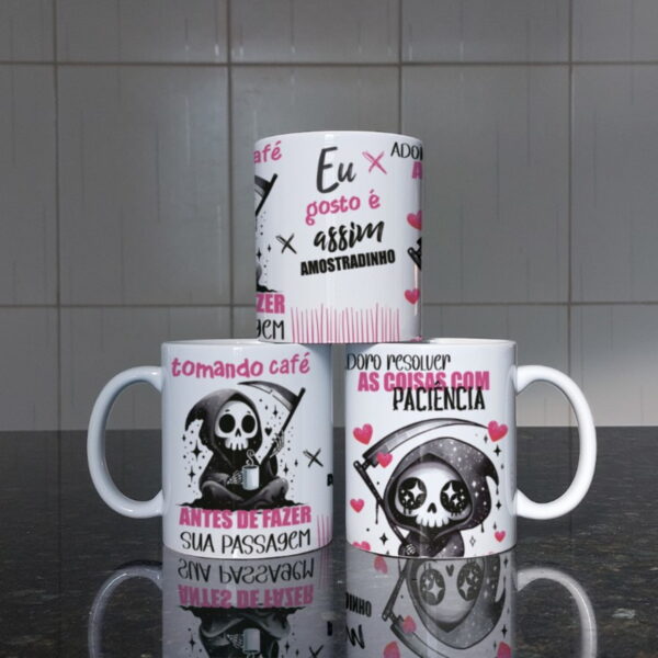 Arte Digital Caneca Amostradinho Frases - Imagem 3