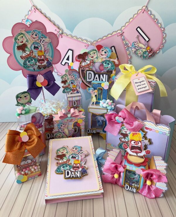 kit festa divertidamente luxo studio e pdf papelaria personalizada 1